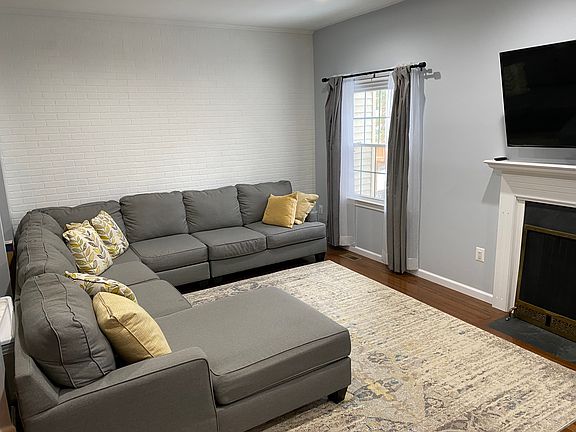 3rd image of 3012 Winter Pine Ct