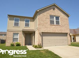 5660 Grassy Bank Dr, Indianapolis, IN