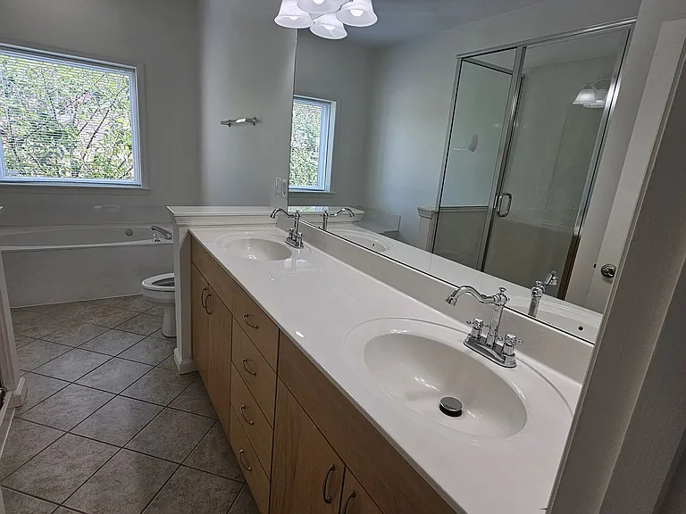 5347 Enright Ave #HOUSE IN GATED COM — Photo 7