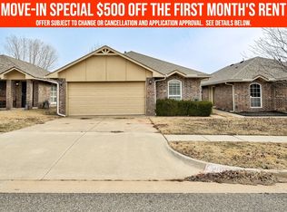 1016 Switzerland Ave, Yukon, OK 73099