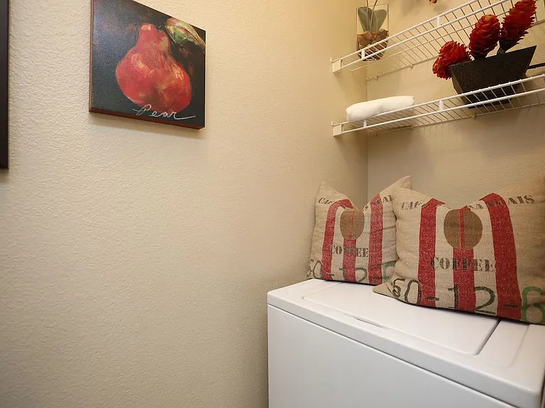 Enclave At Woodbridge — Photo 44