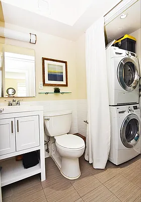 Rented by Bohemia Realty Group | media 18