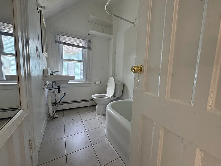 221 Willow St #3C — Photo 11