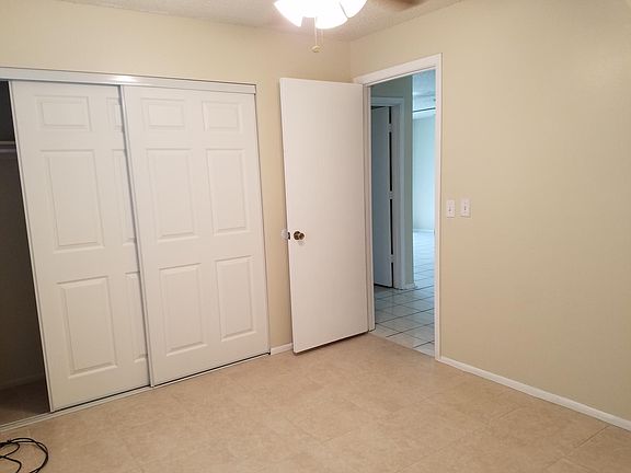 4th image of 4400 SE Chesapeake Bay Dr