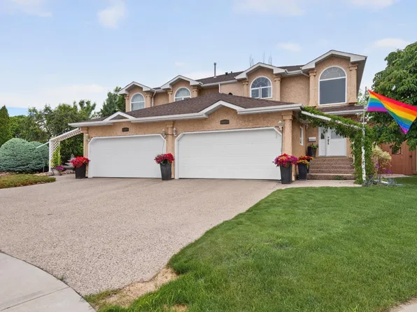 15827 67b St NW, Edmonton, AB T5Z 3A8