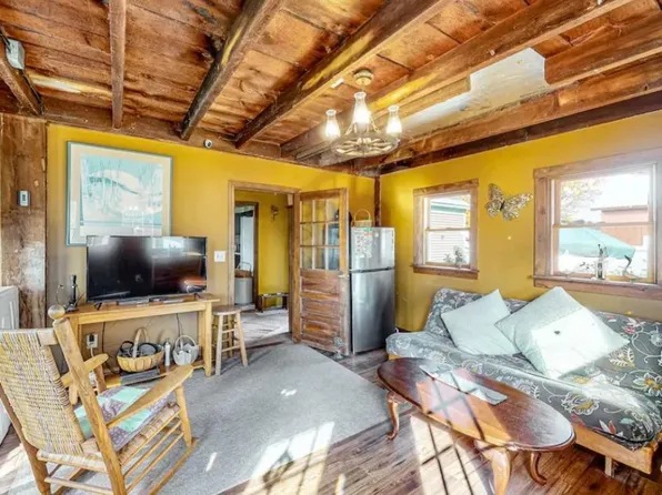 189 Blissville Rd, Bomoseen, VT 05735