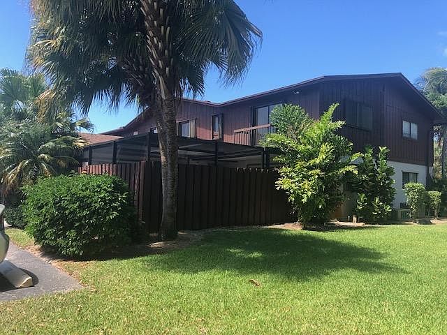1st image of 4743 Holly Lake Dr #4743
