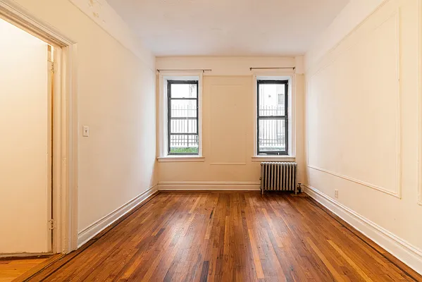 Rented by Joel Scharf, LREB | media 21