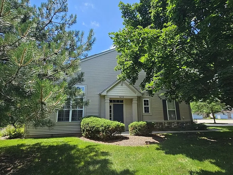 749 Dillon Ct — Photo 5