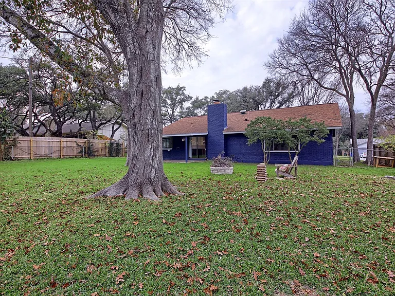 11813 Highland Oaks Trl — Photo 29