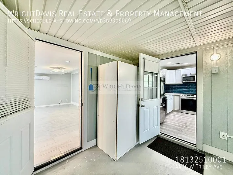 4406 W Trilby Ave — Photo 32
