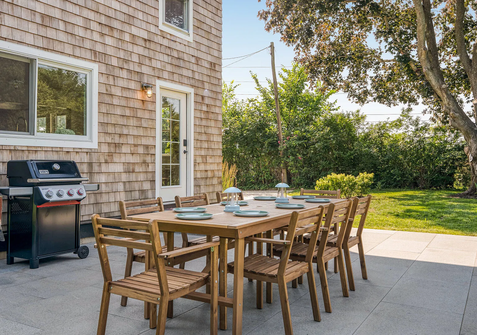 Newly Renovated Peconic Retreat w Pool & Beautiful Grounds — Photo 3