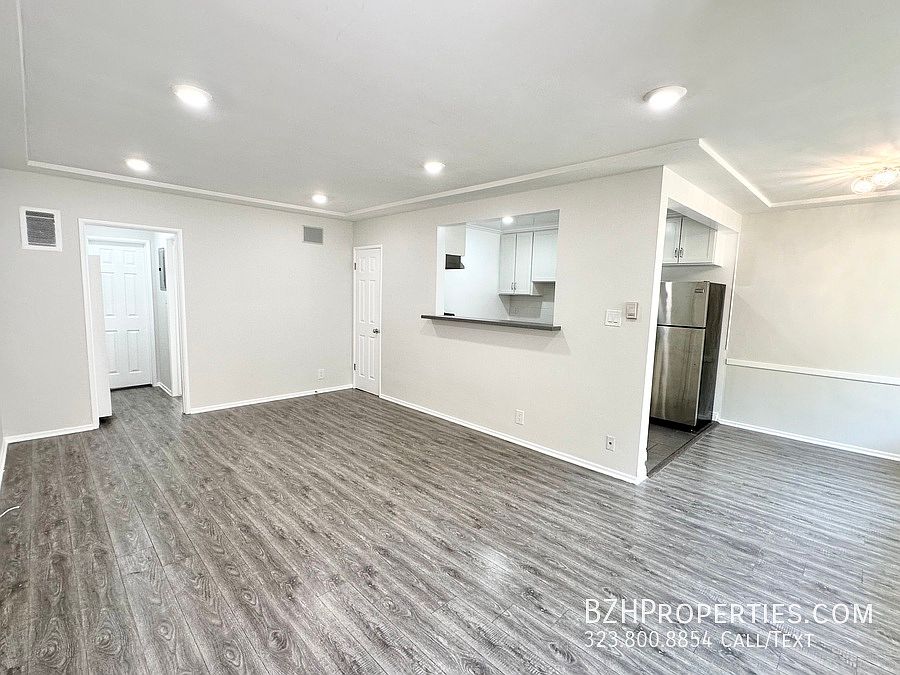1st image of 1541 N Fuller Ave #3
