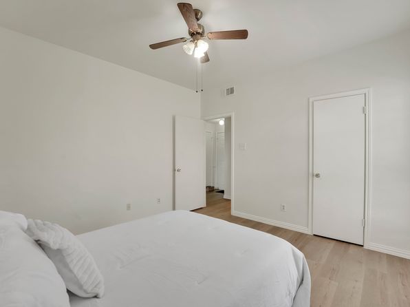1700 Amelia Ct APT 312