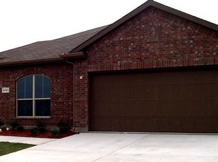 4721 Elkhart Dr, Crowley, TX 76036