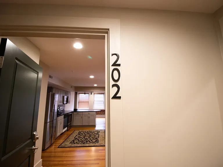 1741 Frankfort Ave — Photo 13