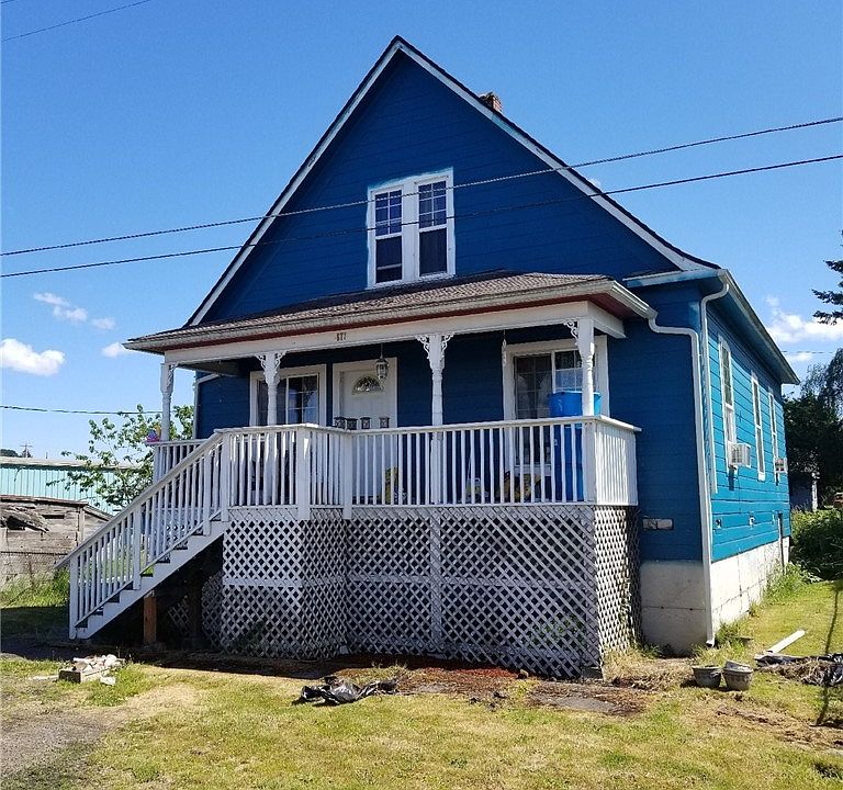 Welcome to this charming 1910 home, ready for your TLC and design touches! 