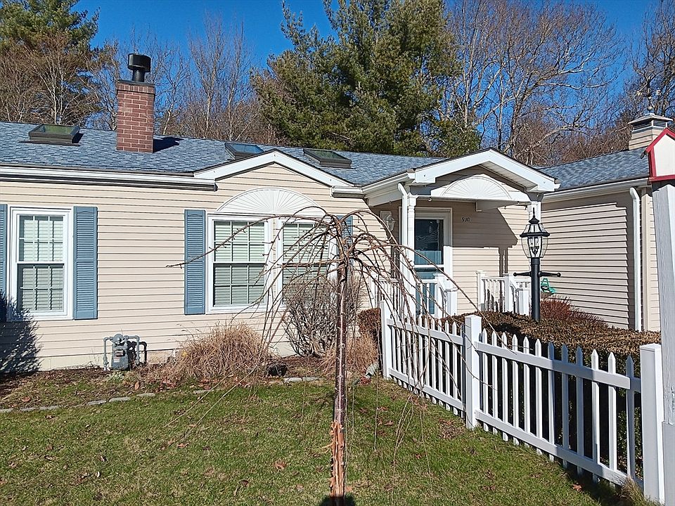 5107 Oak Point Dr, Middleboro, MA 02346 Zillow