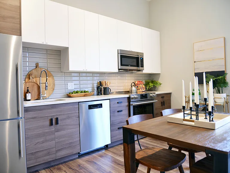 415 Debaliviere Ave #215 — Photo 4