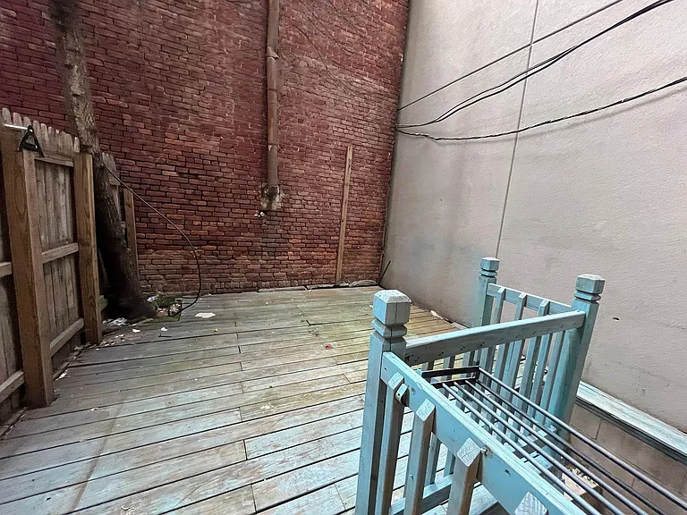 440 10th Ave #1RS — Photo 3
