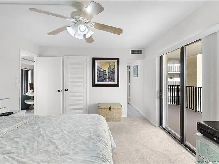 10044 S Ocean Dr #401 — Photo 23