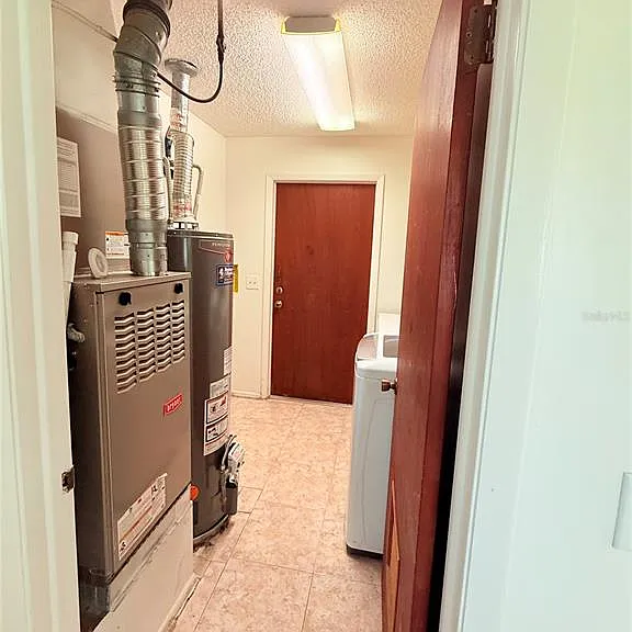 140 Fairway Ten Dr — Photo 18