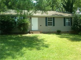 1003 McGregor Dr #D, Clarksville, TN 37040