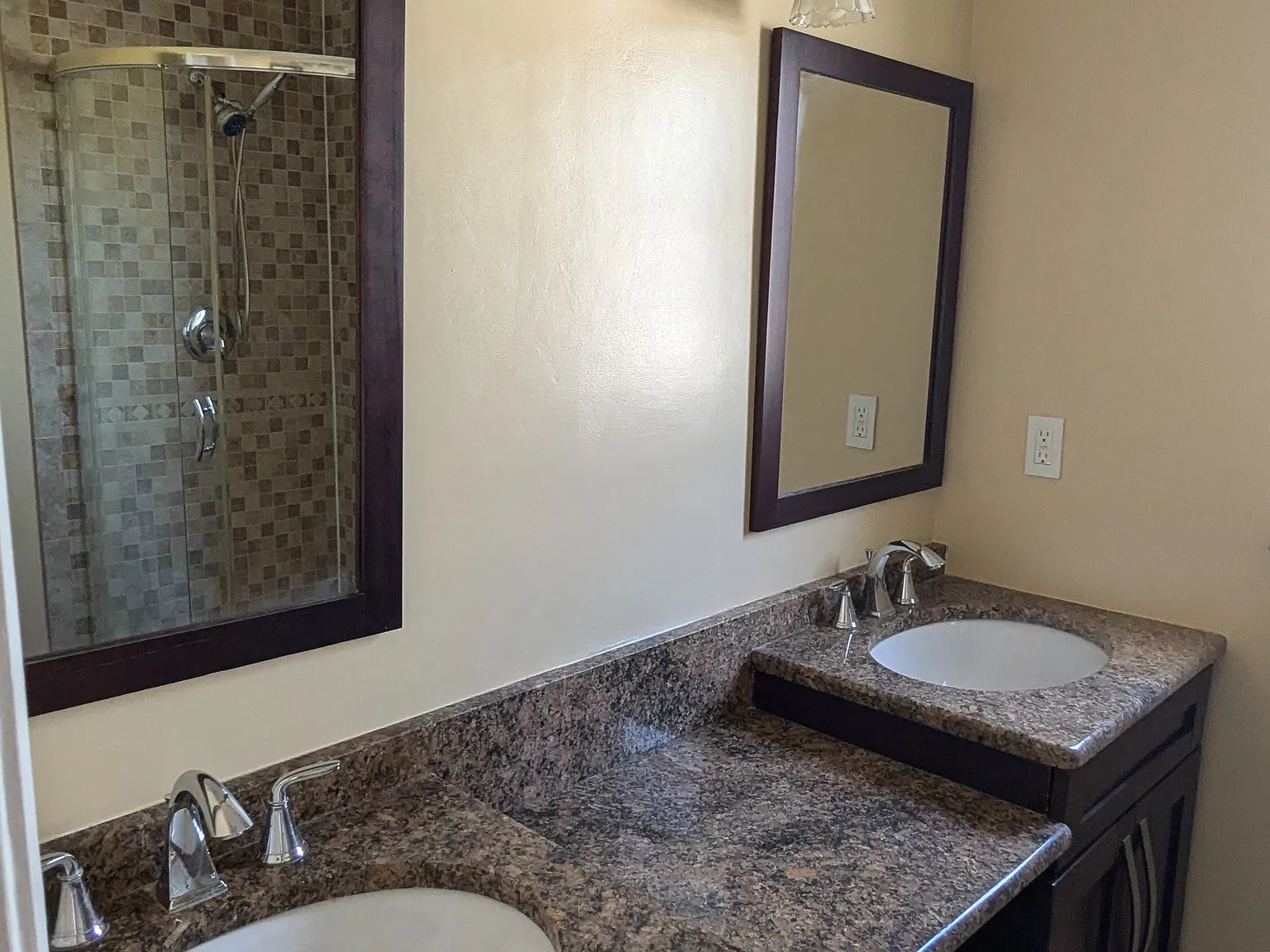 2 bed, 2.5 bath, 1410 sqft, $2,000 — Photo 4