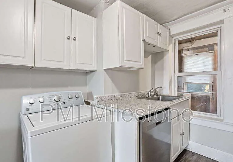 13 N Maryland Ave #2 — Photo 6