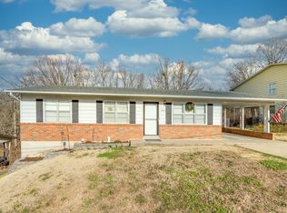 2410 Bluebird Dr, Jefferson City, MO 65109