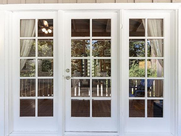 2nd image of 10615 Lomita Ave