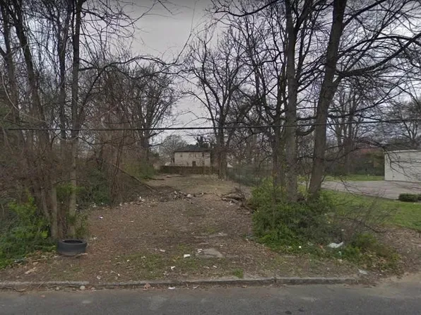 1047 Latham St, Memphis, TN 38106