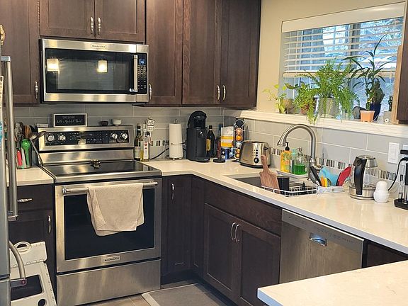 4th image of 2964 142nd Pl SE APT 3