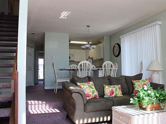 2nd image of 847 Plymouth Pl #1