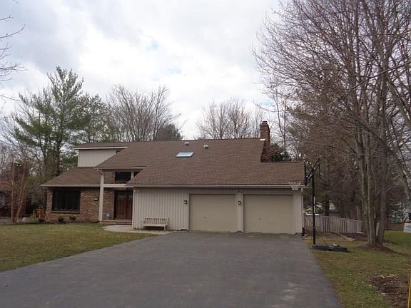2nd image of 5109 Muirfield Dr