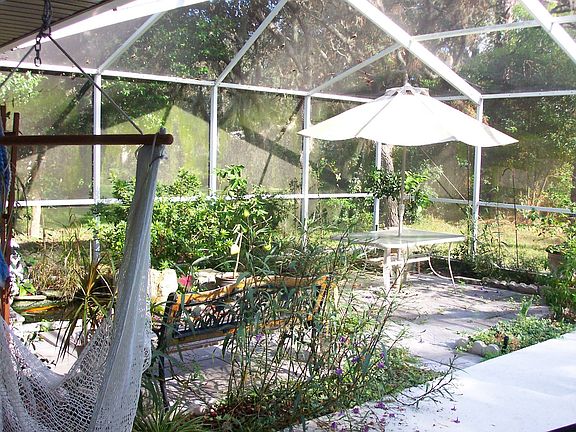 Lanai/Garden