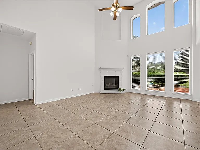3218 Twinmont Ln — Photo 13