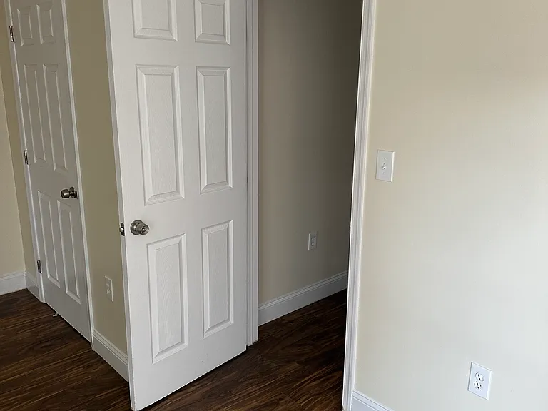 2109 R St SE #3 — Photo 2