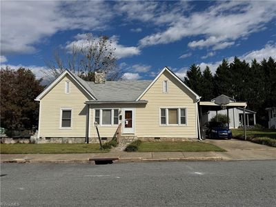 304 Ricks Dr, Winston Salem, NC, 27103
