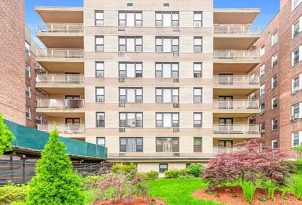 1st image of 65-50 Wetherole St #6Z