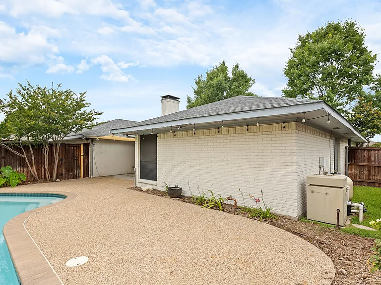 425 Provincetown Ln — Photo 36