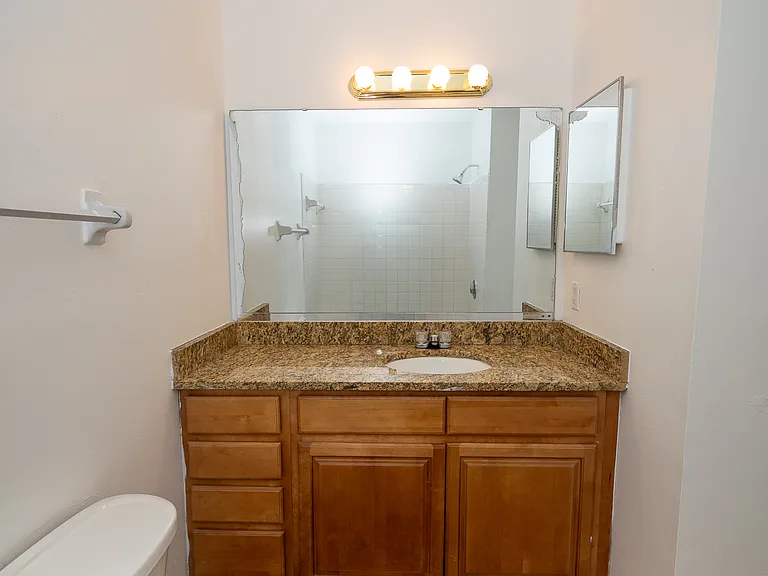 644 Kenwick Cir #203 — Photo 10