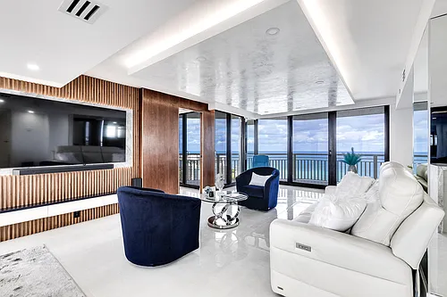 3000 N Ocean Dr Photo 1