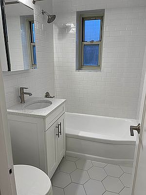 5th image of 135-25 Hoover Ave #2F
