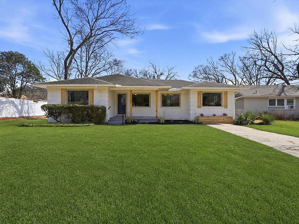 1st image of 10322 Pinecrest Dr