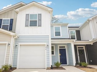 128 Parker Ln, Mebane, NC 27302