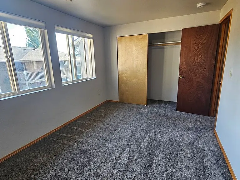 1822 NE Fairview Ave — Photo 15