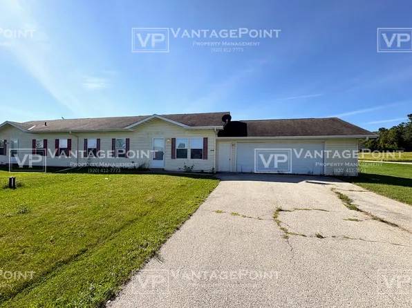 456 Gator Ln #B, Cecil, WI 54111