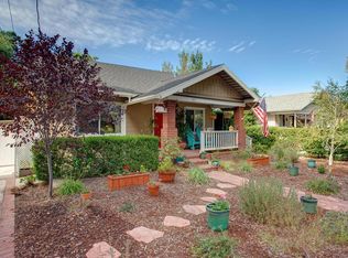 855 Winona Ave, Pasadena, CA 91103