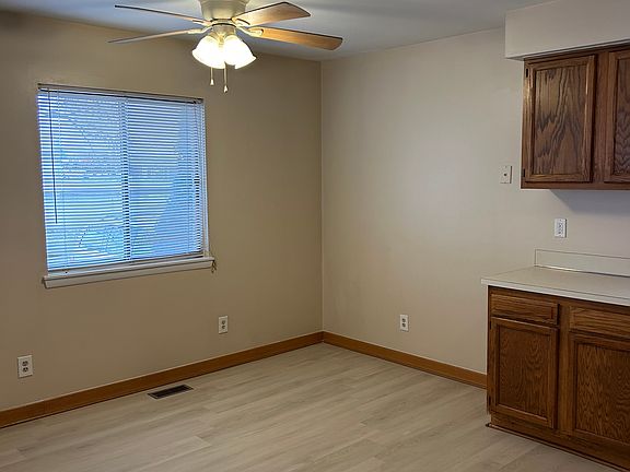 4th image of 325 W Woodruff Ave